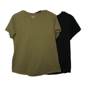 Black and Green Tee Shirt Bundle